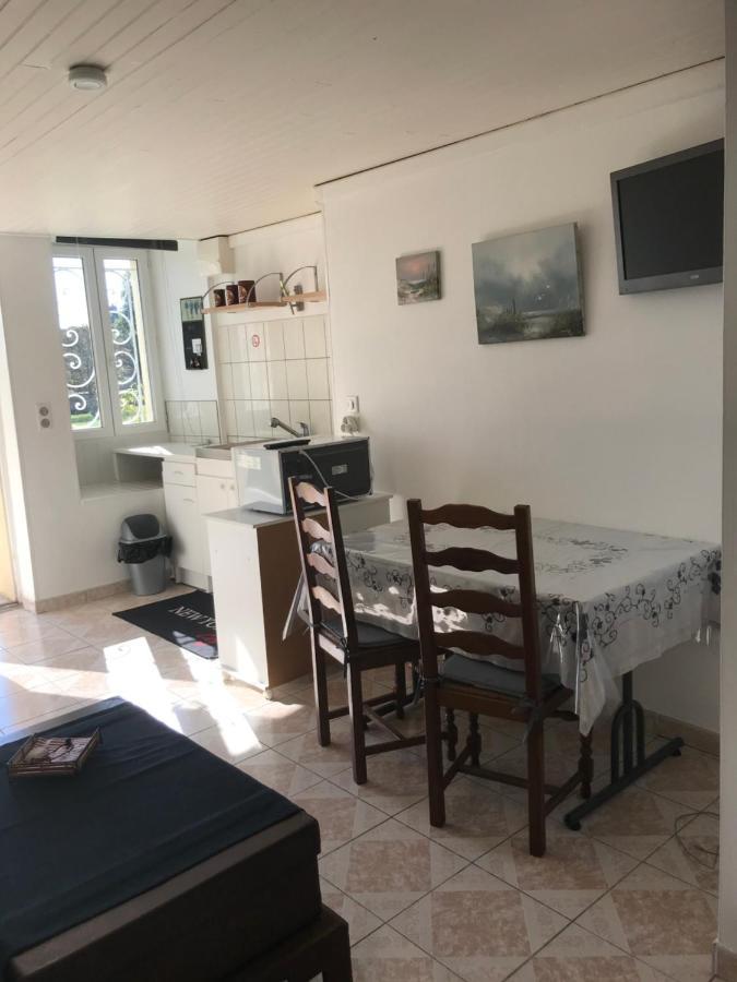 Charmant Studio Meuble Montignac-Charente Dış mekan fotoğraf